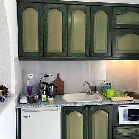 Arokaria Hideaway Suites Krotiri Ngoại thất bức ảnh