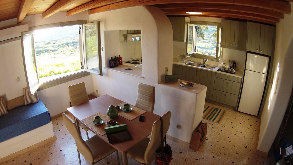 Arokaria Hideaway Suites Krotiri Phòng bức ảnh