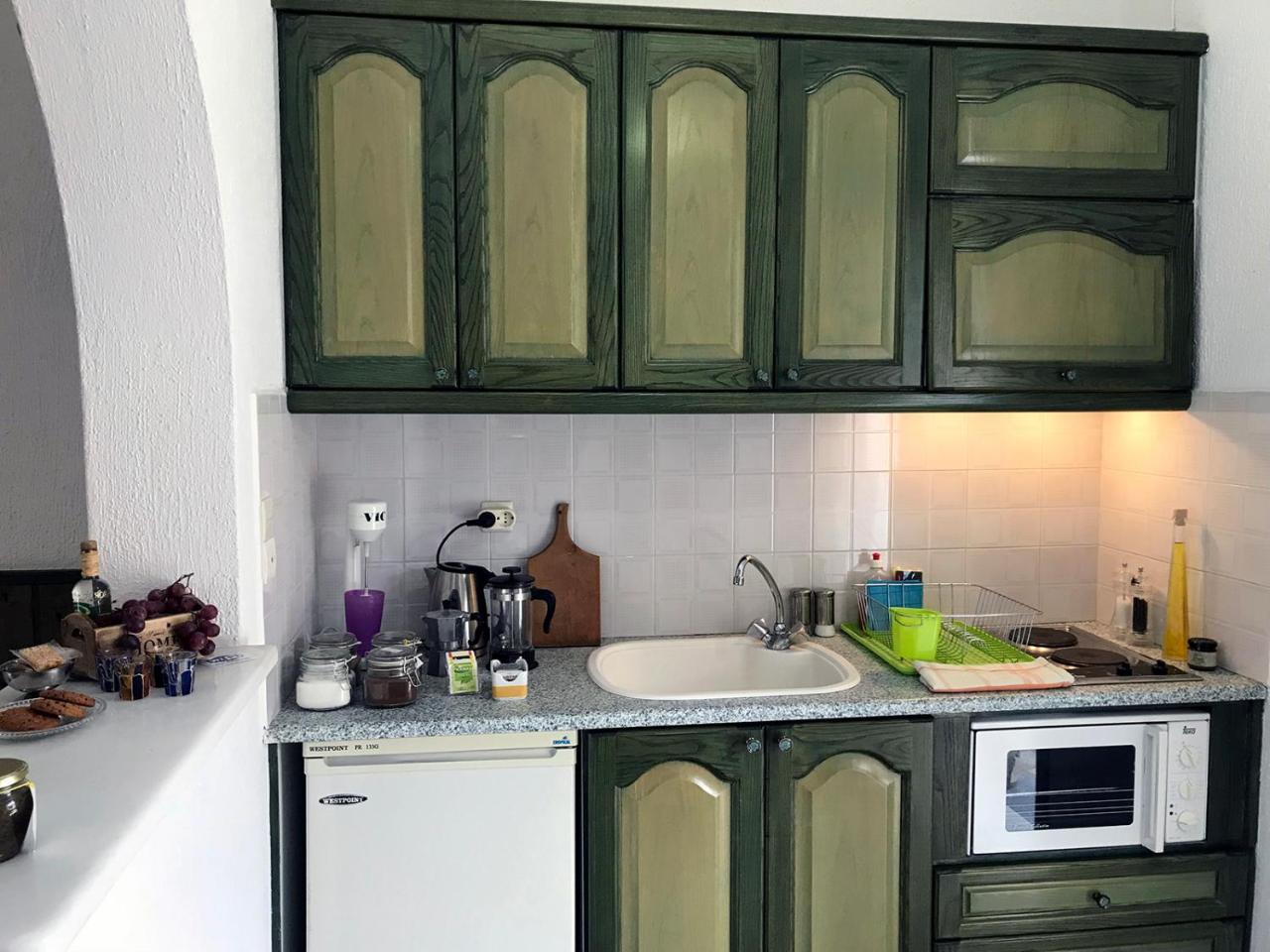 Arokaria Hideaway Suites Krotiri Ngoại thất bức ảnh